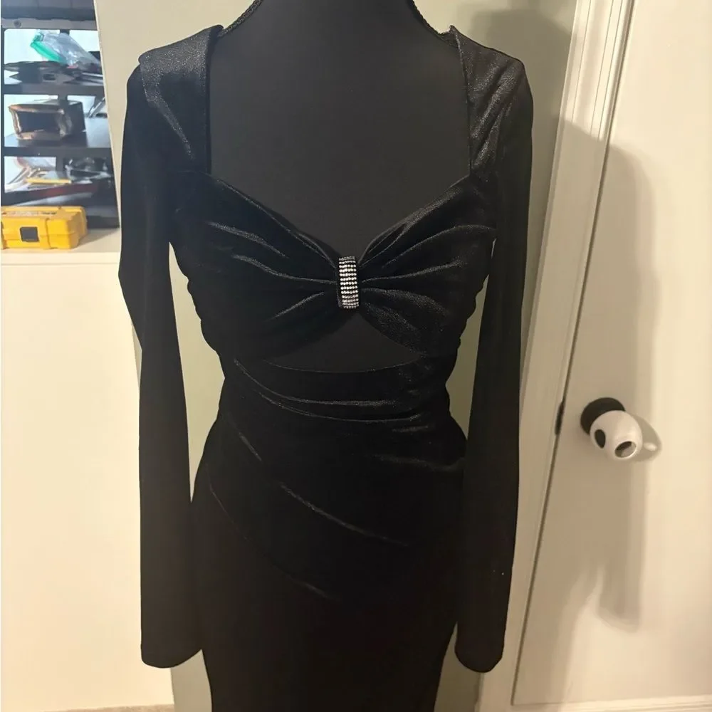Lulus Hollywood Heyday Black Velvet Long Sleeve Mermaid Maxi Dress Size XS - Picture 4 of 7